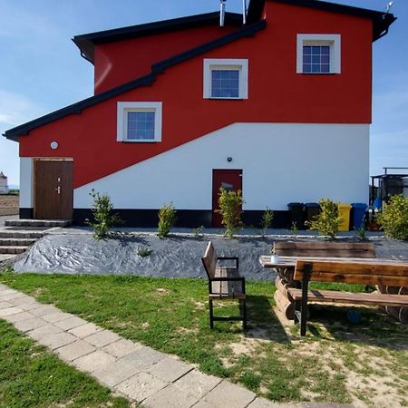 Apartamenty Czerwona Stodola Kłodzko Exterior foto