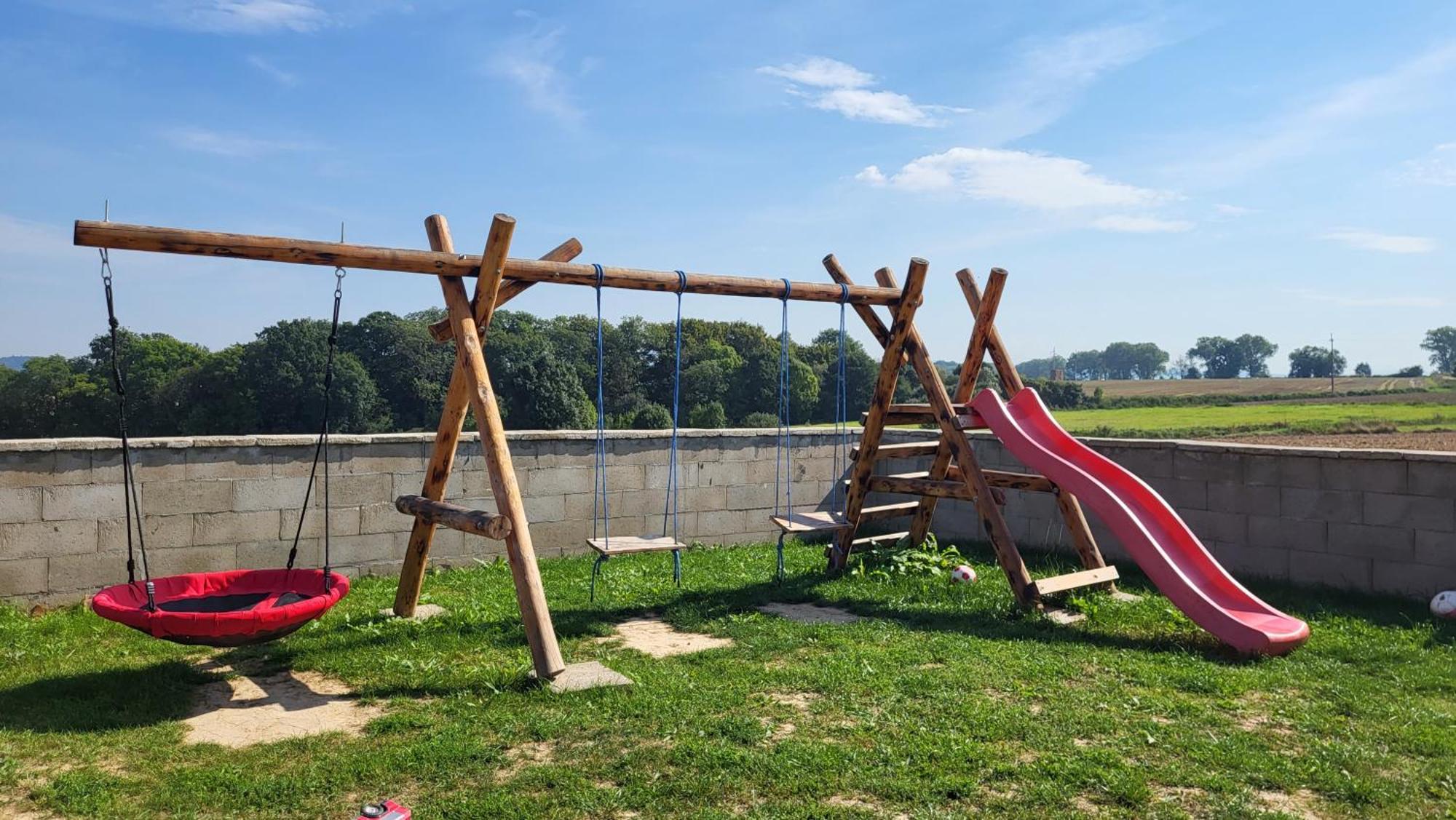 Apartamenty Czerwona Stodola Kłodzko Exterior foto